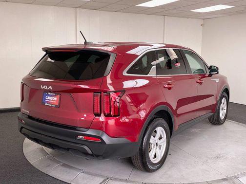 2023 Kia Sorento LX