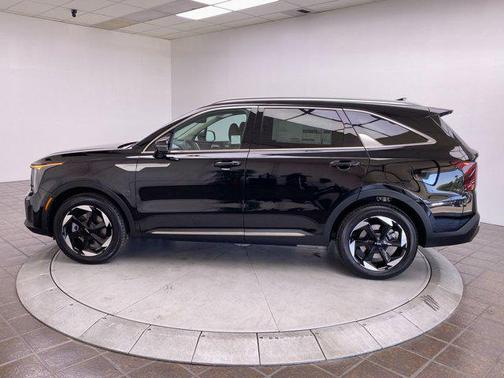2025 Kia Sorento Plug-In Hybrid EX