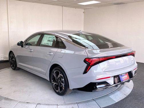 Wolf Gray 2026 Kia K5 GT-Line FWD