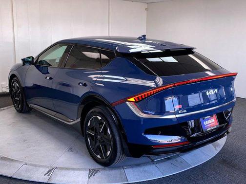 2025 Kia EV6 Wind