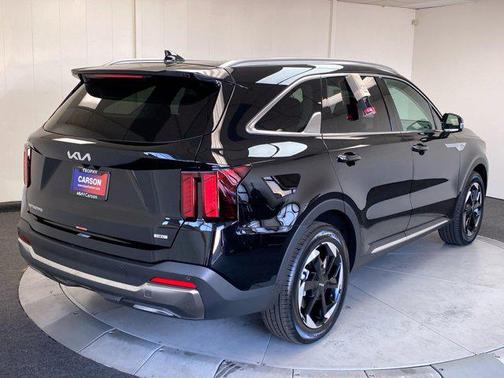 2025 Kia Sorento Hybrid EX