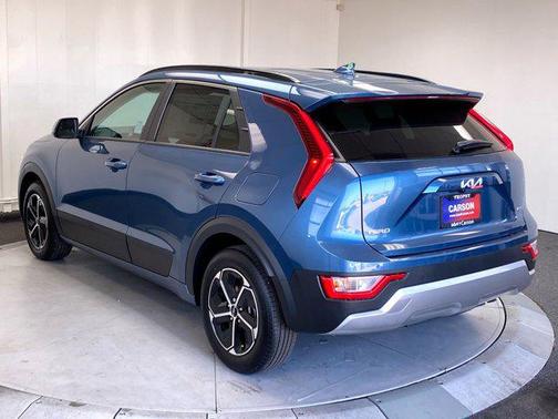 2025 Kia Niro EX