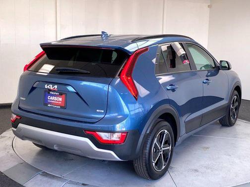 2025 Kia Niro EX