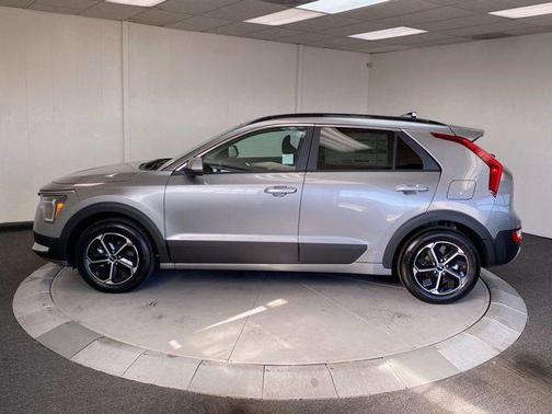 2026 Kia Niro LX