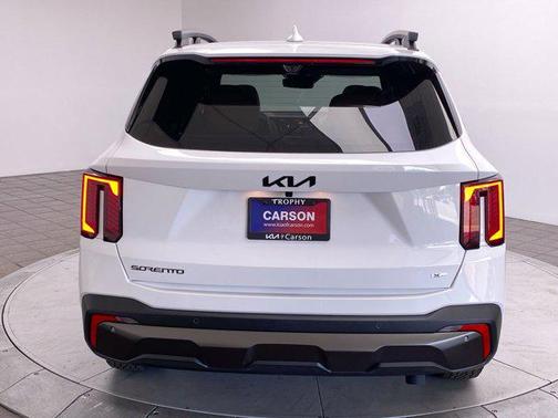 2025 Kia Sorento SX
