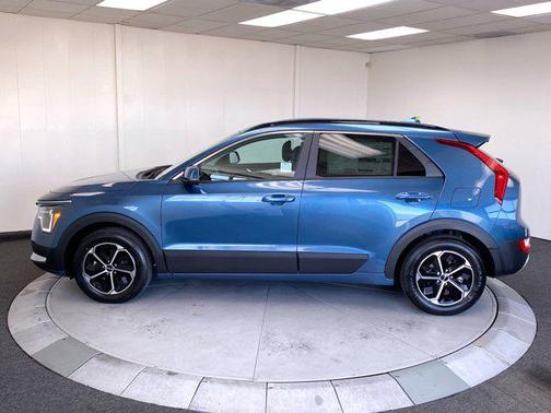 2026 Kia Niro EX