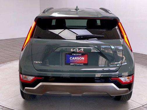 2025 Kia Niro SX