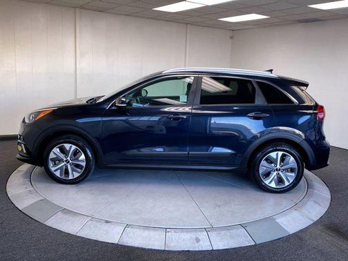 2022 Kia Niro EV EX