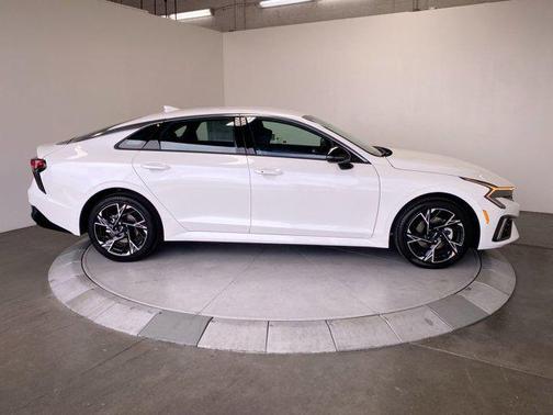 Snow White Pearl 2026 Kia K5 GT-Line FWD