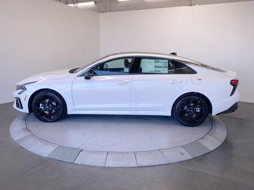 Snow White Pearl 2026 Kia K5 GT-Line AWD