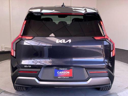 2026 Kia EV9 Light Long Range