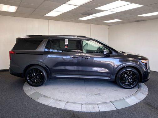 2025 Kia Carnival Hybrid SX