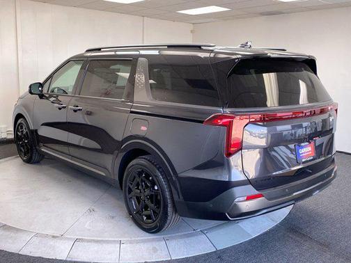 2025 Kia Carnival Hybrid SX