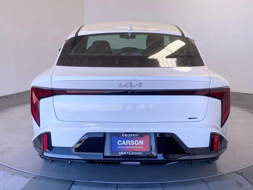 Snow White Pearl 2025 Kia K4 GT-Line