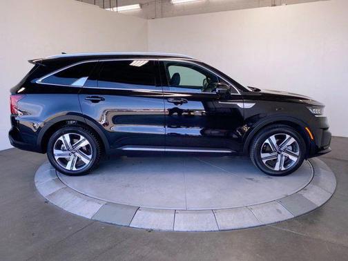 Aurora Black 2023 Kia Sorento Hybrid SX Prestige