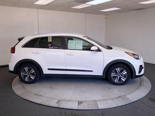 2022 Kia Niro Plug-In Hybrid EX