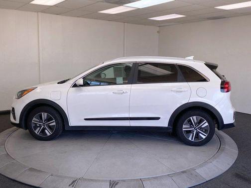 2022 Kia Niro Plug-In Hybrid EX