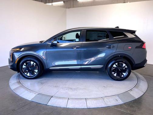 Gravity Gray 2026 Kia Sportage Hybrid LX