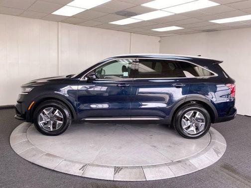 2022 Kia Sorento Hybrid S