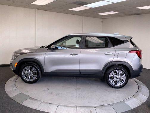 2026 Kia Seltos LX