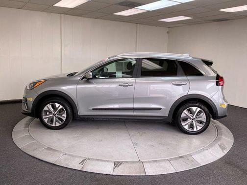 2022 Kia Niro EV S