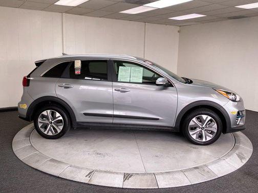 2022 Kia Niro EV S