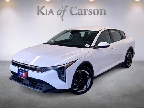 Snow White Pearl 2025 Kia K4 EX