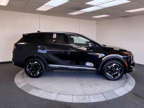 2026 Kia Sportage SX Turbo