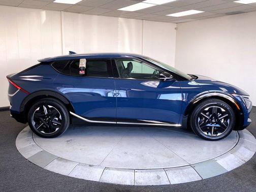2025 Kia EV6 Wind