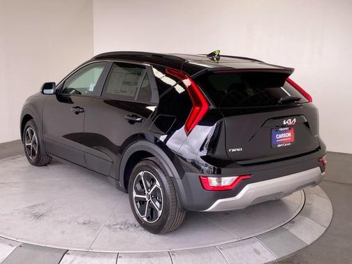 Aurora Black Pearl 2026 Kia Niro EX