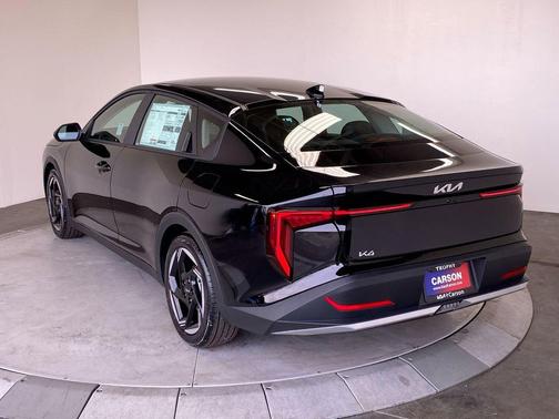 AUROABLCK 2026 Kia K4 EX