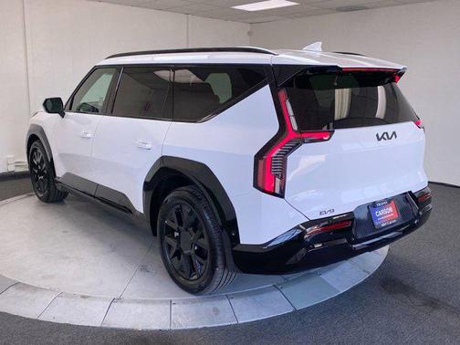 2026 Kia EV9 Land
