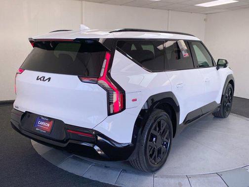 2026 Kia EV9 Land