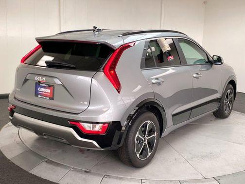 2026 Kia Niro SX