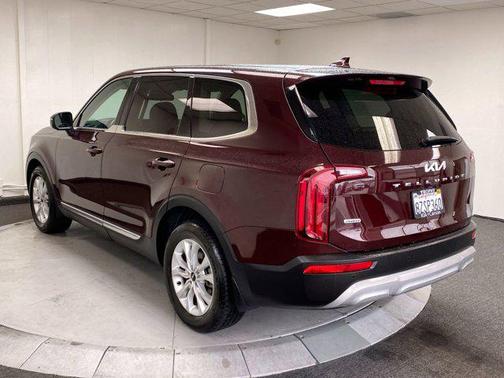2022 Kia Telluride LX