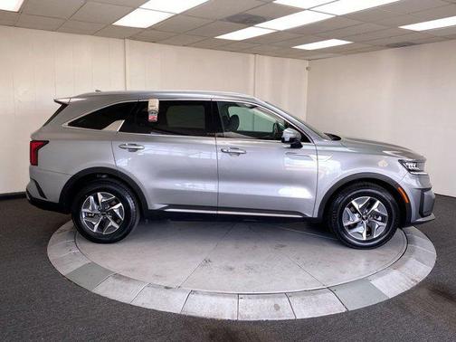 2022 Kia Sorento Hybrid S