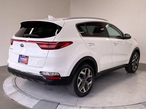 Snow White Pearl 2021 Kia Sportage EX