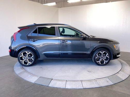 2025 Kia Niro Touring