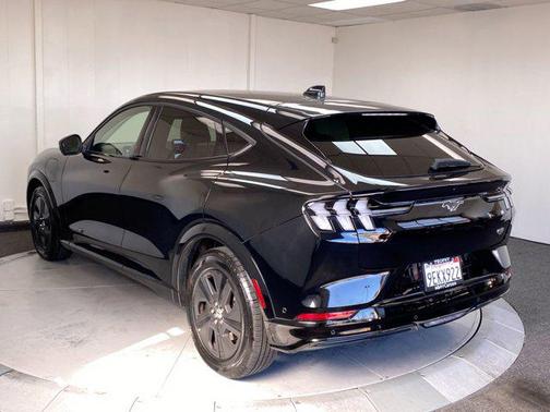 2022 Ford Mustang Mach-E California Route 1