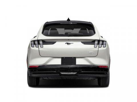 2022 Ford Mustang Mach-E California Route 1