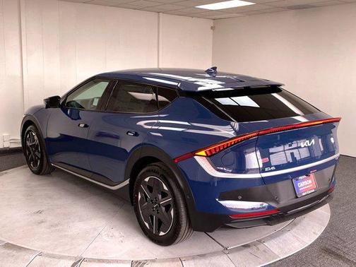 2025 Kia EV6 Light Long Range