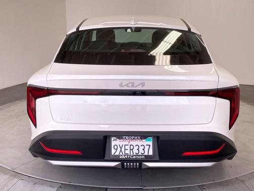 Snow White Pearl 2025 Kia K4 LXS