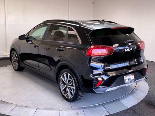 2022 Kia Niro Touring SE