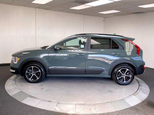 2026 Kia Niro EX