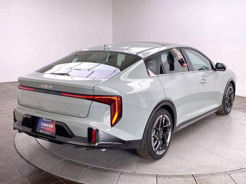 2025 Kia K4 GT-Line