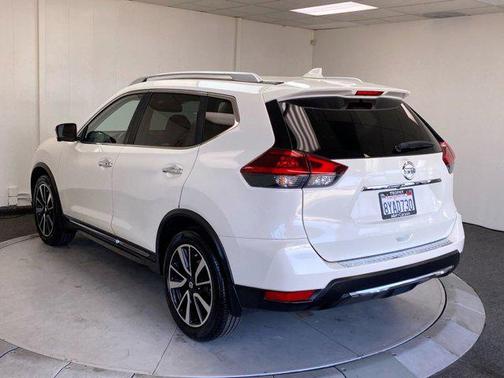 2018 Nissan Rogue SL