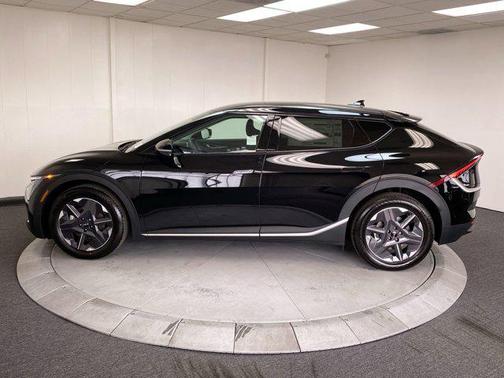 2025 Kia EV6 Light Long Range