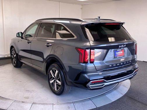 2022 Kia Sorento S