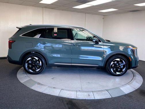 2026 Kia Sorento Plug-In Hybrid EX