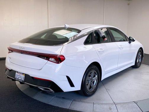 2022 Kia K5 LXS
